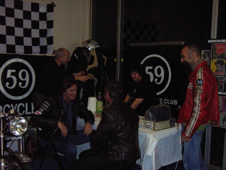 Salon Moto Légende 2006